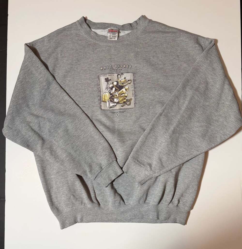 Vintage The Disney Store Walt Disney Studios Pluto That's a Wrap Gray Sweatshirt